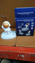 3D Astronaut Phone Stand