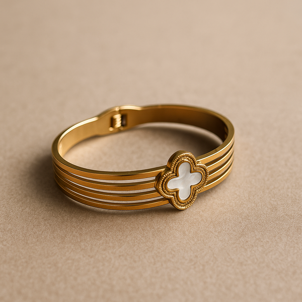 Premium Gold - Plated Clover Shaped Bracelet