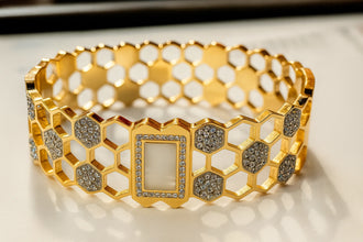 Radiant Honeycomb Anti tarnish Gold Plated Bracelet